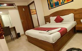 Hotel Beach Crown Juhu